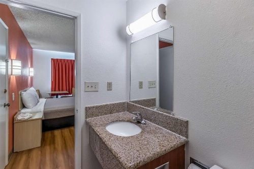 Motel 6-Beaverton, OR image 14